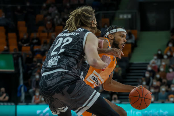 足够的竞争 足够的竞争