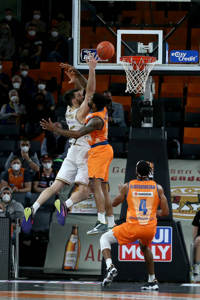 为安踏品牌 为安踏品牌