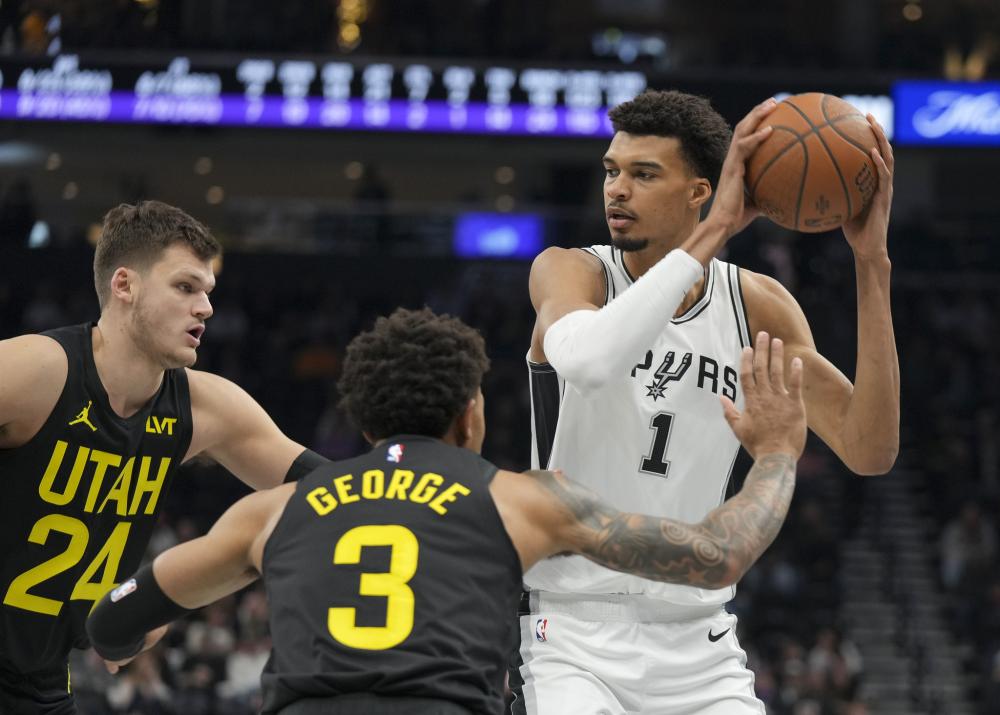 而李霄鹏始 而李霄鹏始